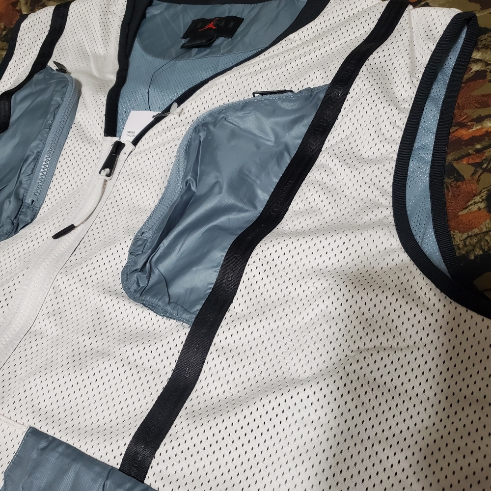 Jordan 23 ENGINEERED Statement Utility Cargo Summer mesh Vest - Picture 5 of 15